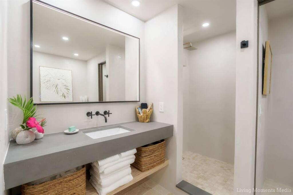 Aloha Moon - A Chic And Dreamy Modern Tropical Hideaway! Apartment Wailea  Luaran gambar